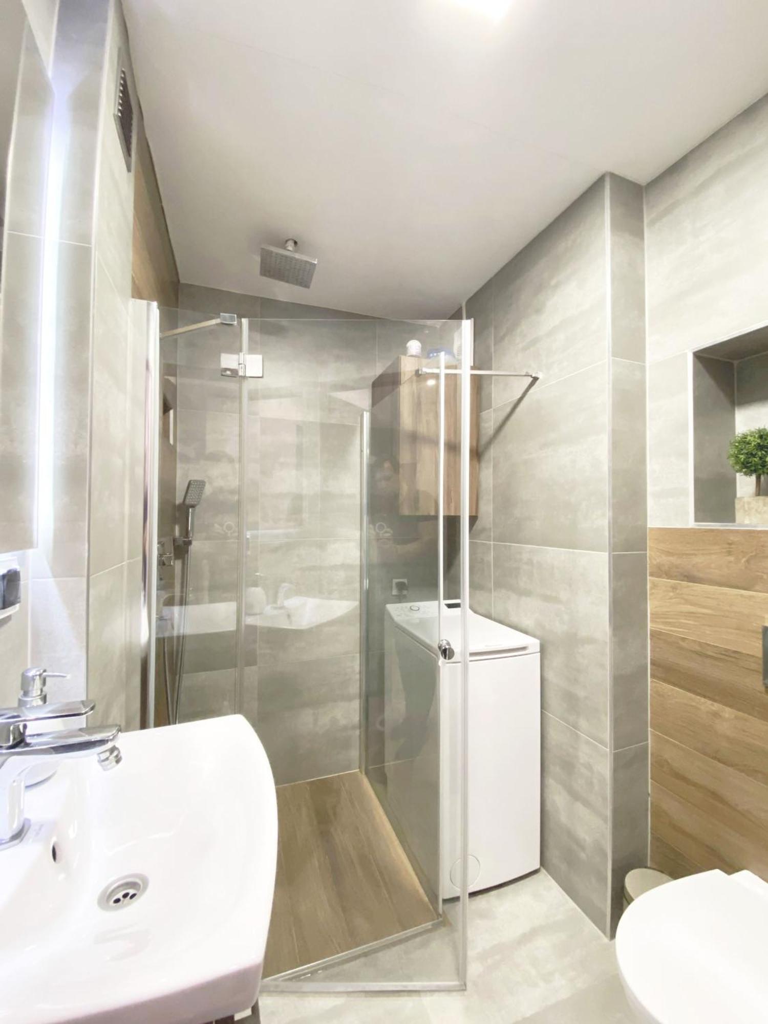3rooms-balcony-pkp - Deerrest * Wrocław